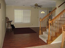 Exceptional 3 Bedroom Townhouse with Pool and Playground  in Olathe, KS (Photo 2 of 7)