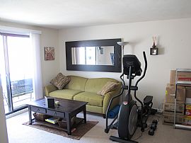 Great 1 Bedroom Apartment with Balcony - Pets Welcome in Rocky Hill, CT