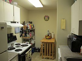 Great 1 Bedroom Apartment with Balcony - Pets Welcome in Rocky Hill, CT (Photo 6 of 8)