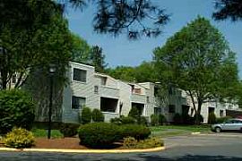 Great 1 Bedroom Apartment with Balcony - Pets Welcome in Rocky Hill, CT (Photo 8 of 8)