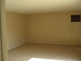 Spacious 4 Bedroom Home with 2 Car Garage in Ontario, CA (Photo 7 of 7)