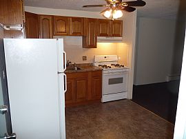 Nice 2 Bedroom Apartment at Lancelot Court Condominiums in Salem, NH (Photo 7 of 9)