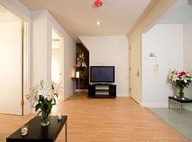 Beautiful, Modern 2 Bedroom Apartment with WI-FI Connection in Brooklyn, NY (Photo 6 of 8)