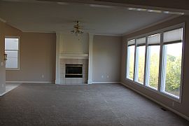 Beautiful 4 Bedroom Home with New Paint - Over 2800 Sq. Ft. in Shawnee, KS (Photo 4 of 8)