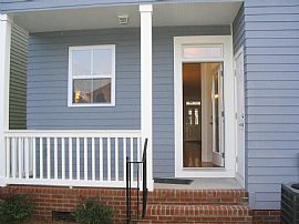 3 Br 3.5 Bath Executive House in Downtown W Garage in Charlotte, NC (Photo 3 of 3)