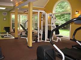 Best Apartment in Town in Stow, OH (Photo 3 of 4)