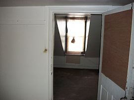 3 Room Plus Livingroom in Allentown, PA (Photo 12 of 12)