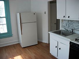 3 Room Plus Livingroom in Allentown, PA