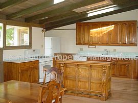 Beautiful 3 Bedroom Home with Pool on Benjamin Way   in Healdsburg, CA (Photo 2 of 4)