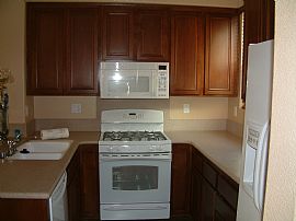 Cozy 2 Bedroom Condo -  Walking Distance of Cal State San Marcos in San Marcos, CA (Photo 3 of 6)