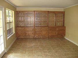 Nice 3 Bedroom Home in Gated Community - All Utilities Paid  in Shreveport, LA (Photo 4 of 6)