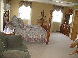 Very Unique 5 Bedroom Home on 16 Acre Estate Property in Quakertown, PA (Photo 9 of 12)