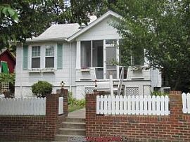 Perfect 3 Bedroom Home with Refinished Hardwood Floors in Baltimore, MD