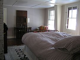 Spacious 3 Bedroom Home with Studio that's Great for Artists in Middle Haddam, CT (Photo 7 of 7)