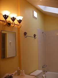 Beautiful 2 Bedroom Townhouse Near Ocean in Saint Augustine, FL (Photo 6 of 9)