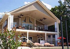 Beautiful 2 Bedroom Lake Front Condo with Elevator and Fireplace in Milledgeville, GA (Photo 2 of 4)