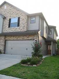 Nice, Near New 3 Bedroom Townhouse Near Clear Lake Area in Houston, TX