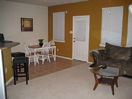 Nice, Near New 3 Bedroom Townhouse Near Clear Lake Area in Houston, TX (Photo 3 of 7)