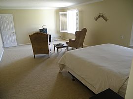 Beautiful 4 Bedroom Home with Hardwood Floors in Provo, UT (Photo 4 of 12)