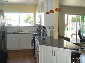 Comfy 3 Bedroom Home Located in Courtyard - Near Oakridge Mall in San Jose, CA (Photo 2 of 8)