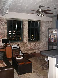 Beautiful 1 Bedroom Condo in Downtown - Great Location in Omaha, NE (Photo 9 of 9)