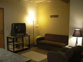 Nice 4 Bedroom Student Apartments - Downtown - Fully Furnished in Denver, CO (Photo 3 of 3)