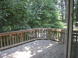 Luxury, Lakeside 3 Bedroom Townhouse with 3 Levels! in Germantown, MD (Photo 5 of 5)