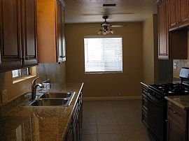 Spacious 2 Bedroom Duplex Home - Completely Renovated in Monrovia, CA (Photo 6 of 6)