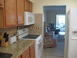 Great 2 Bedroom Condo on Famous Clearwater Beach in Clearwater Beach, FL (Photo 5 of 9)