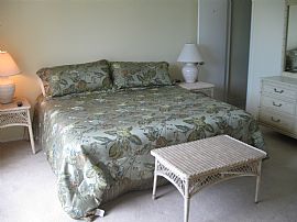 Great 2 Bedroom Condo on Famous Clearwater Beach in Clearwater Beach, FL (Photo 6 of 9)