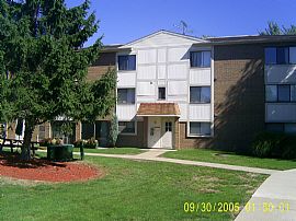 Enchanting 2 Bedroom Apartment in Wonderland  in North Olmsted, OH
