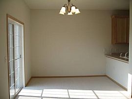 Nearly New 3 Bedroom End Unit Townhome with 2-Car Garage in Maple Grove, MN (Photo 3 of 7)