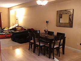 Luxury 2 Bedroom Townhouse with 2 Master Suites  in Portland, OR (Photo 2 of 2)