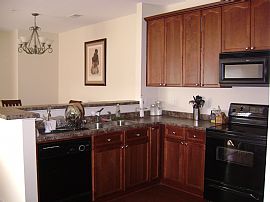 Fabulous 2 Bedroom Condo with Great View in Lenox Village in Nashville, TN (Photo 3 of 10)