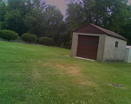 Exclusive 3 Bedroom Home  Looking for 3 Roommates - Near 69 in Chesterfield, IN (Photo 6 of 7)