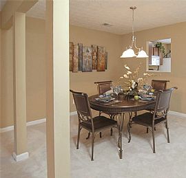 Beautiful 3 Bedroom Townhome - Patio with Privacy Fence in Jonesboro, GA (Photo 3 of 5)