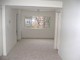 Cozy 2 Bedroom Apartment with Balcony - Available in August in Baltimore, MD (Photo 2 of 4)