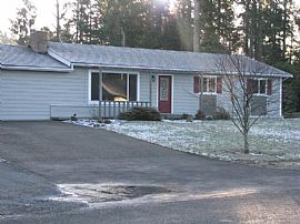 Fantastic 3 Br, 2 Ba South Hill Rambler with Heated Shop in South Hill, WA