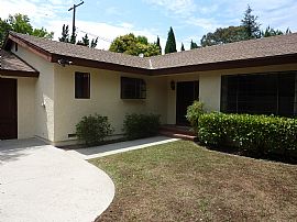 Tarzana Home For Rent in Tarzana, CA (Photo 2 of 2)