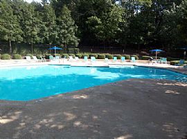 Spacious Townhouse in The Heart of Sandy Springs/dunwoody in Sandy Springs, GA (Photo 11 of 12)