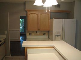 Spacious Townhouse in The Heart of Sandy Springs/dunwoody in Sandy Springs, GA (Photo 3 of 12)