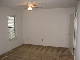 Spacious Townhouse in The Heart of Sandy Springs/dunwoody in Sandy Springs, GA (Photo 7 of 12)