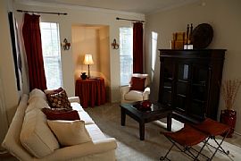 Lovely 2 Bedroom Apartment Available For Immediate Move-In in Dallas, TX (Photo 12 of 12)