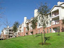 Lovely 2 Bedroom Apartment Available For Immediate Move-In in Dallas, TX (Photo 2 of 12)