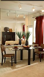 Lovely 2 Bedroom Apartment Available For Immediate Move-In in Dallas, TX (Photo 7 of 12)