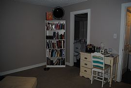 Amazing 2 Bedroom Condo With Hardwood Floors - Vaulted Ceilings! in Durham, NC (Photo 1 of 10)