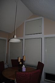 Amazing 2 Bedroom Condo With Hardwood Floors - Vaulted Ceilings! in Durham, NC (Photo 10 of 10)