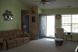 Cozy 3 Bedroom Home in Great Neighborhood and Close to Beach in Wilmington, NC (Photo 11 of 12)