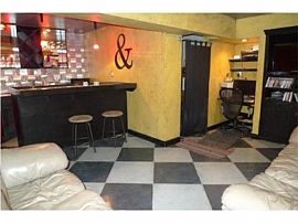 Spacious 3 Bedroom Home with Lots of Character and Space in Liberty, MO (Photo 5 of 10)