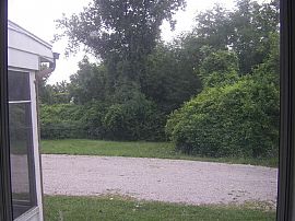 Secluded 3 Bedroom Country Cottage Home - Near Ladue Schools in Olivette, MO (Photo 5 of 7)